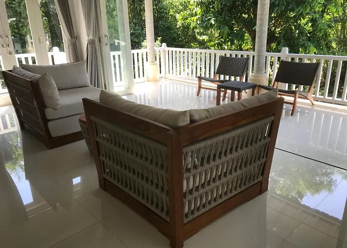 Bliss Retreat & ホテル Balian