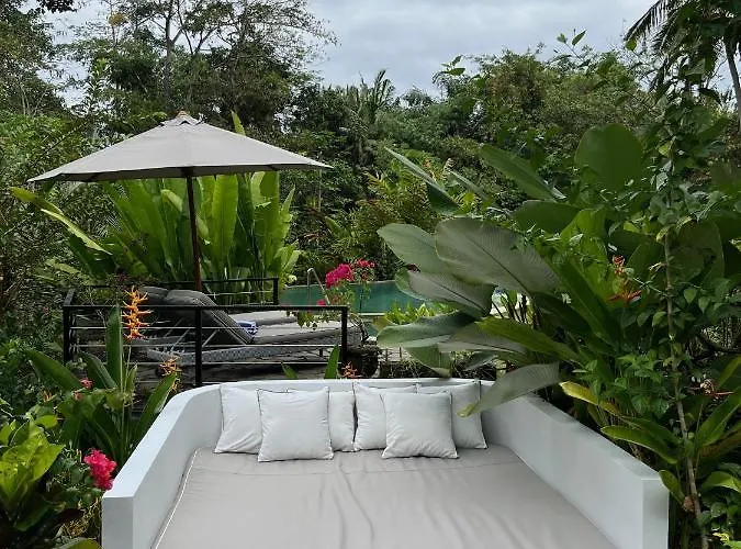 Bliss Retreat & ホテル Balian