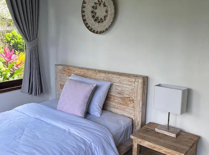 Bliss Retreat & *