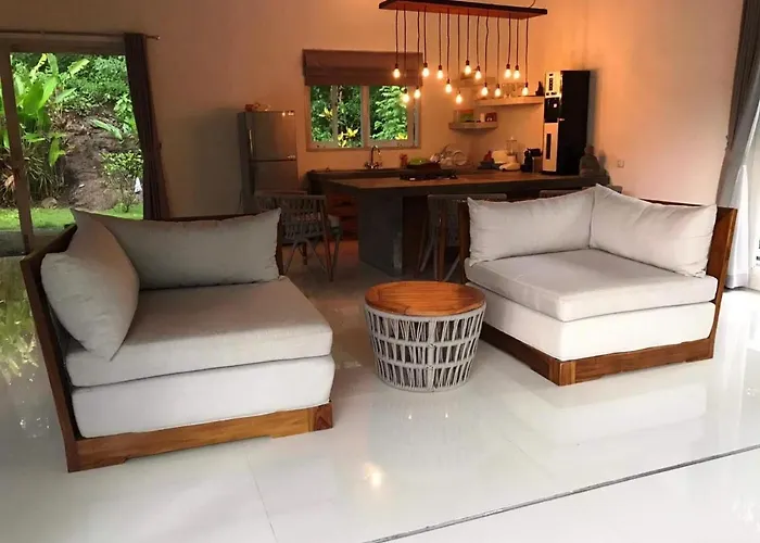 Bliss Retreat & Balian
